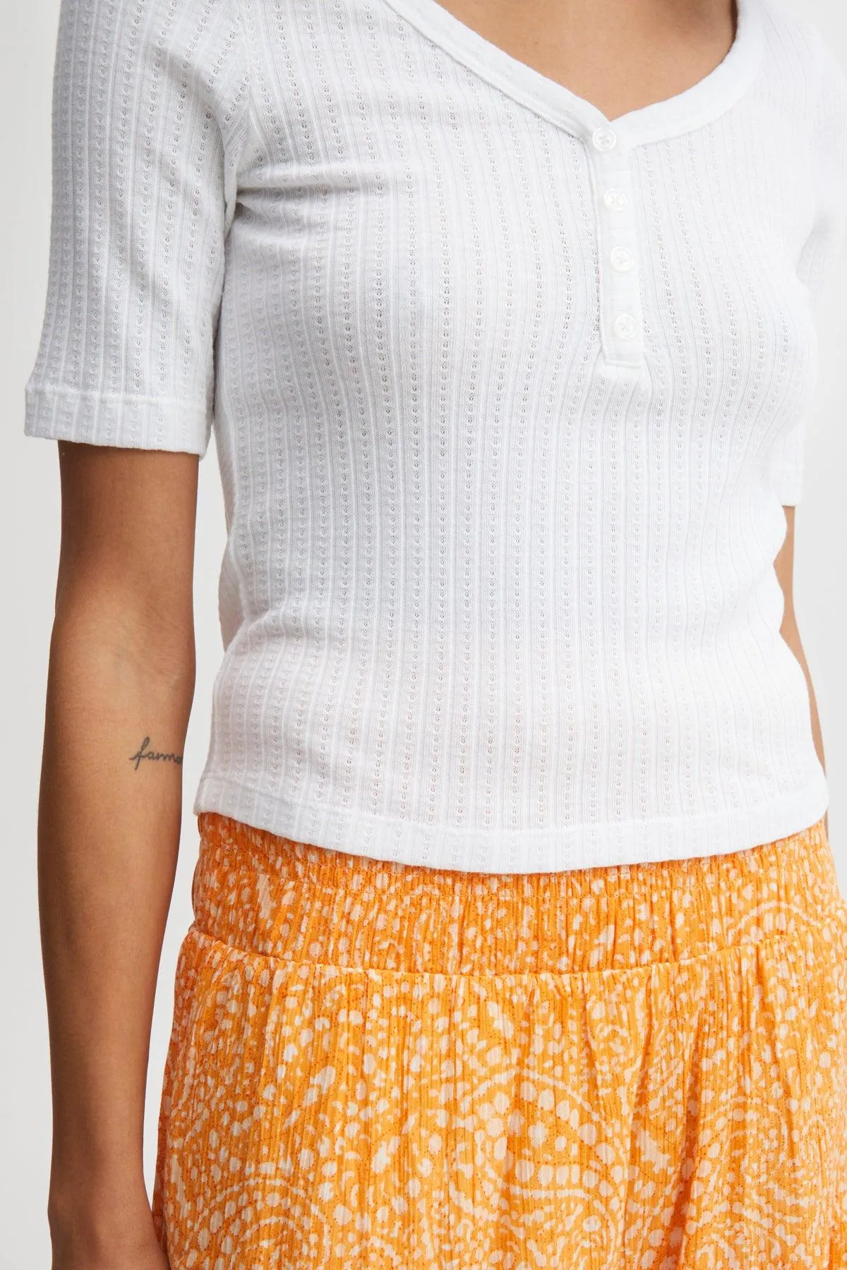 Camiseta B.Young Rilki Button Optical White
