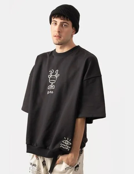 CAMISETA KAOTIKO URBAN BOY OVERSIZE  BLACK
