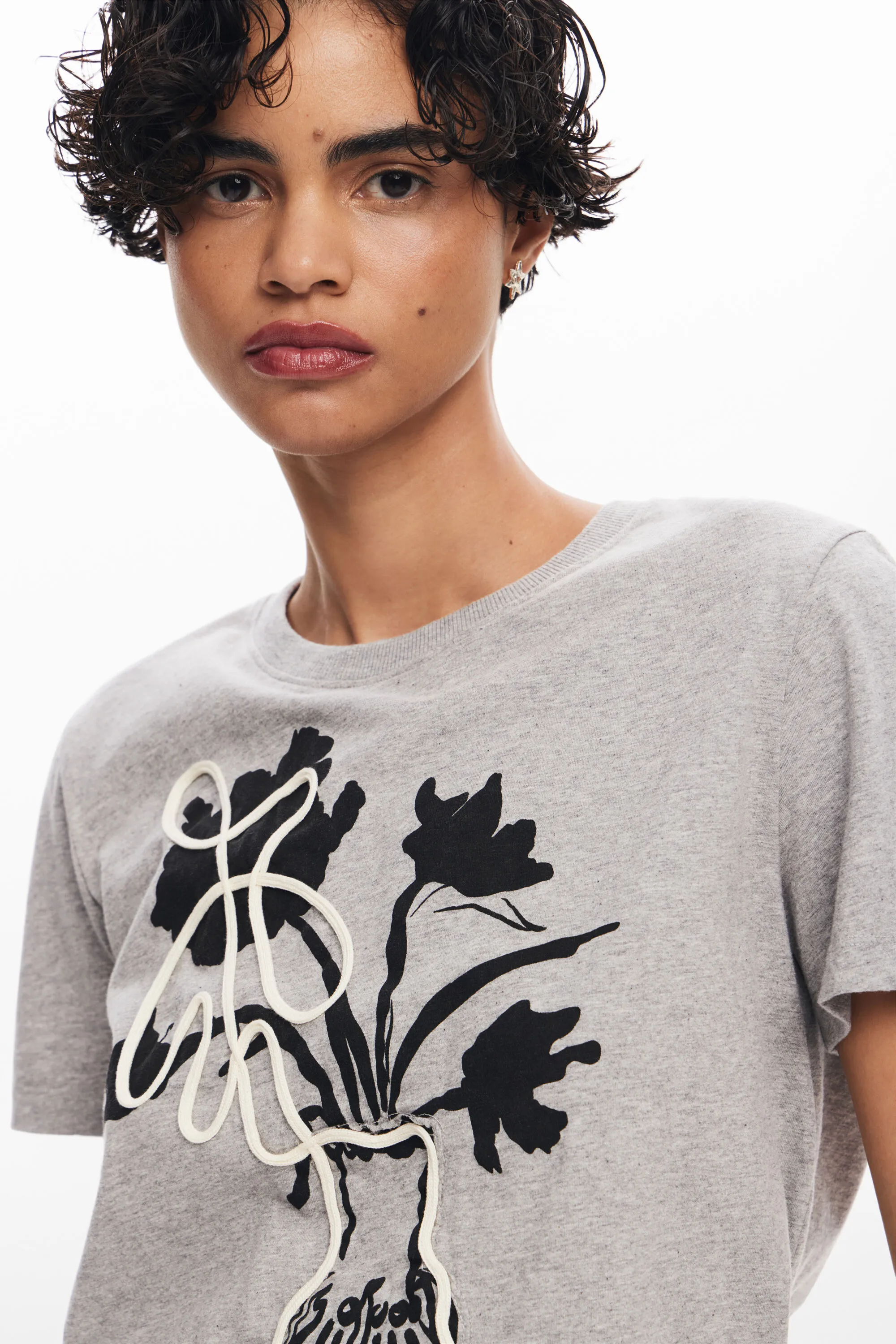 Camiseta lisa jarrón