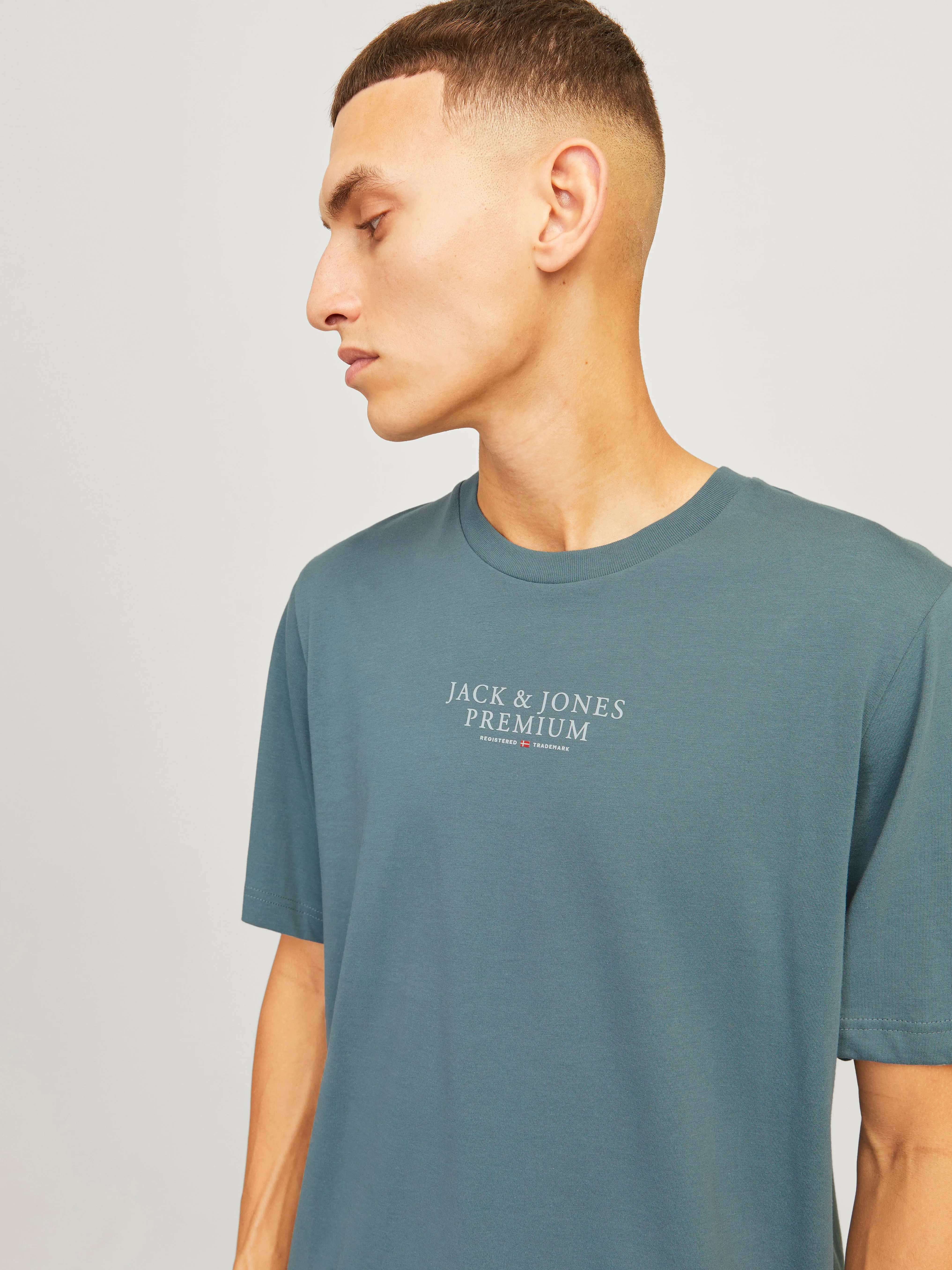 Camiseta Logotipo Cuello redondo | Azul intermedio | Jack & Jones®