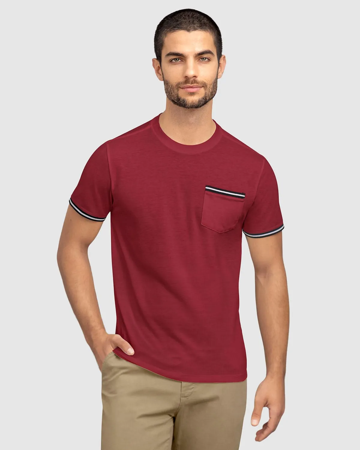 Camiseta manga corta con detalle tejido en mangas