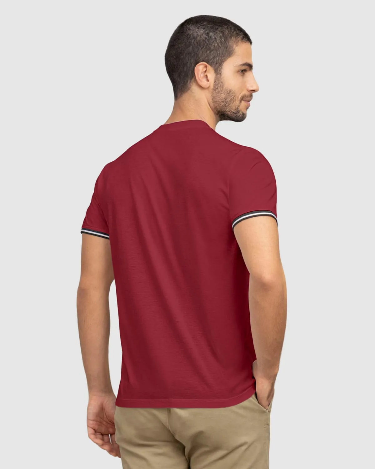 Camiseta manga corta con detalle tejido en mangas