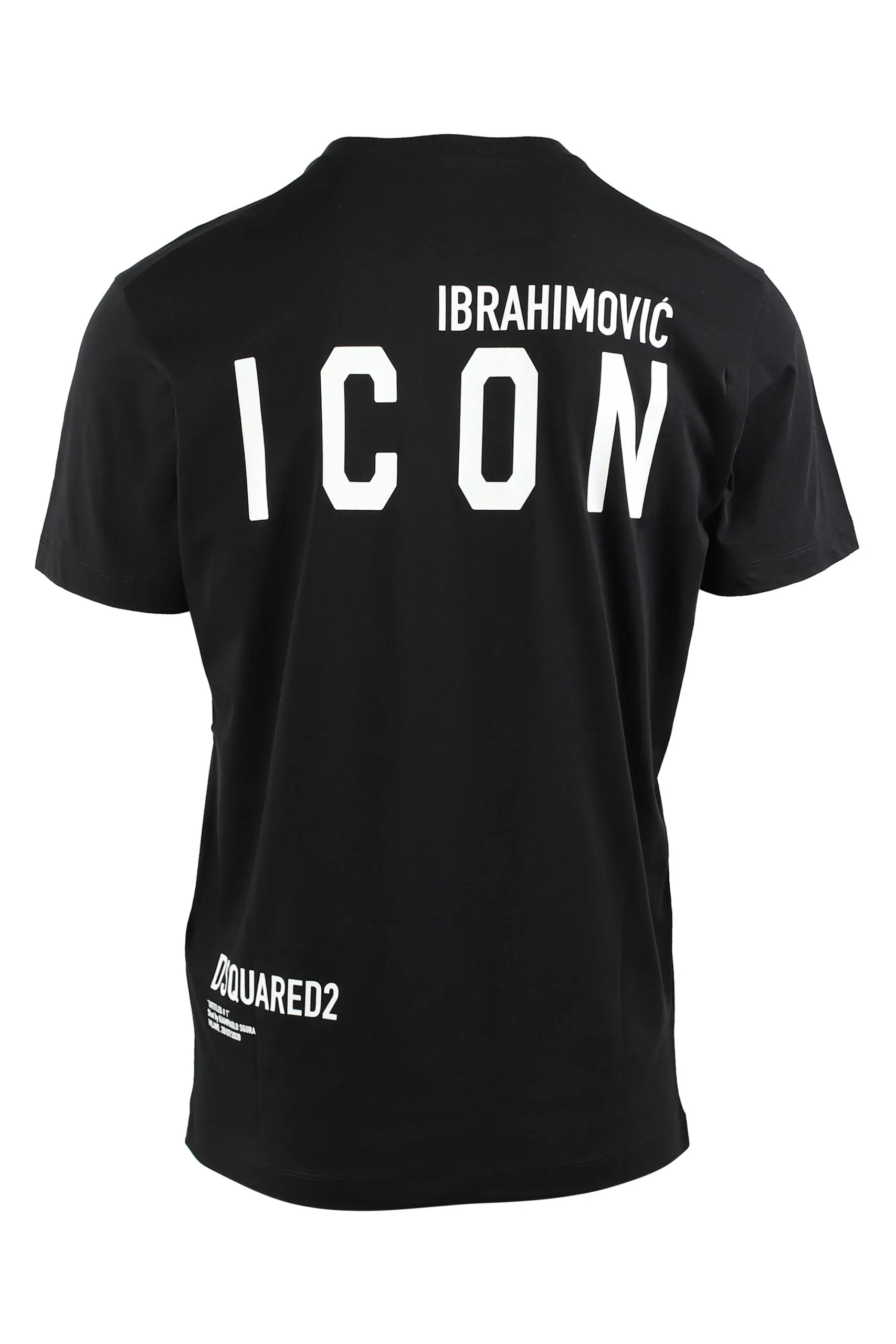Camiseta negra con 