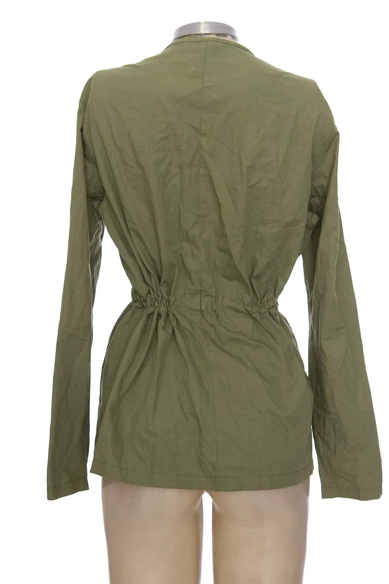 CHAQUETA / ABRIGO COLOR VERDE  PACíFIKA