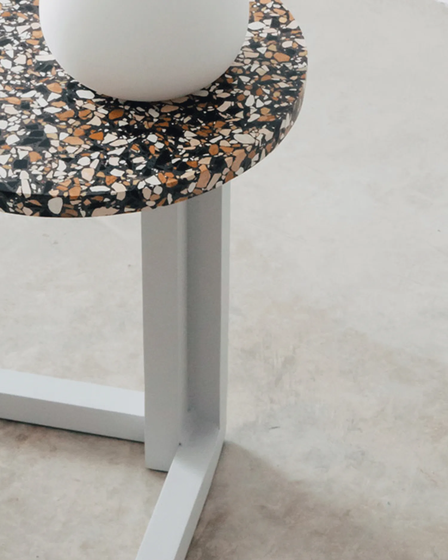 COTA Mini Side Table | Black
