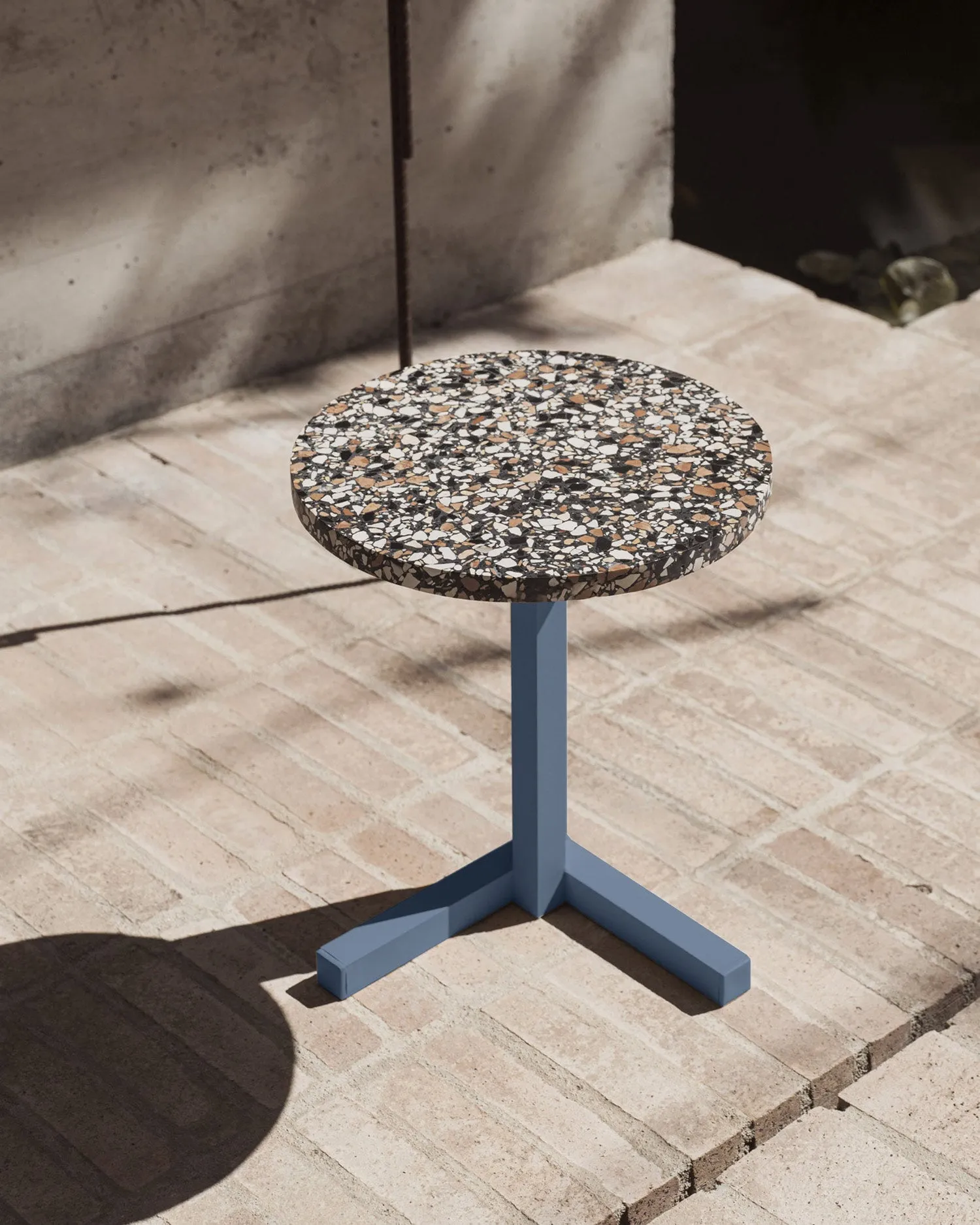 COTA Mini Side Table | Black