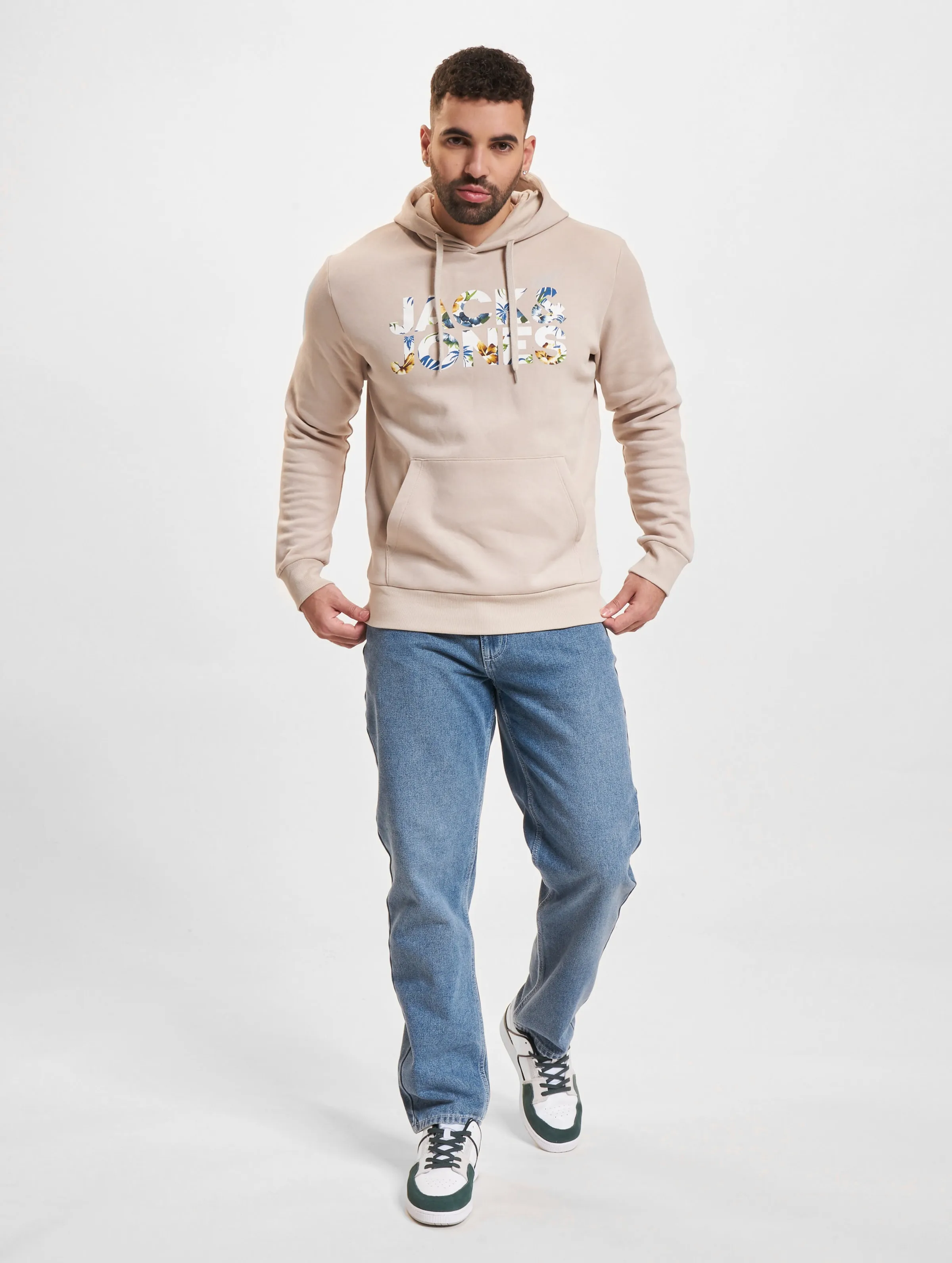 Jack & Jones Jeff Corp
