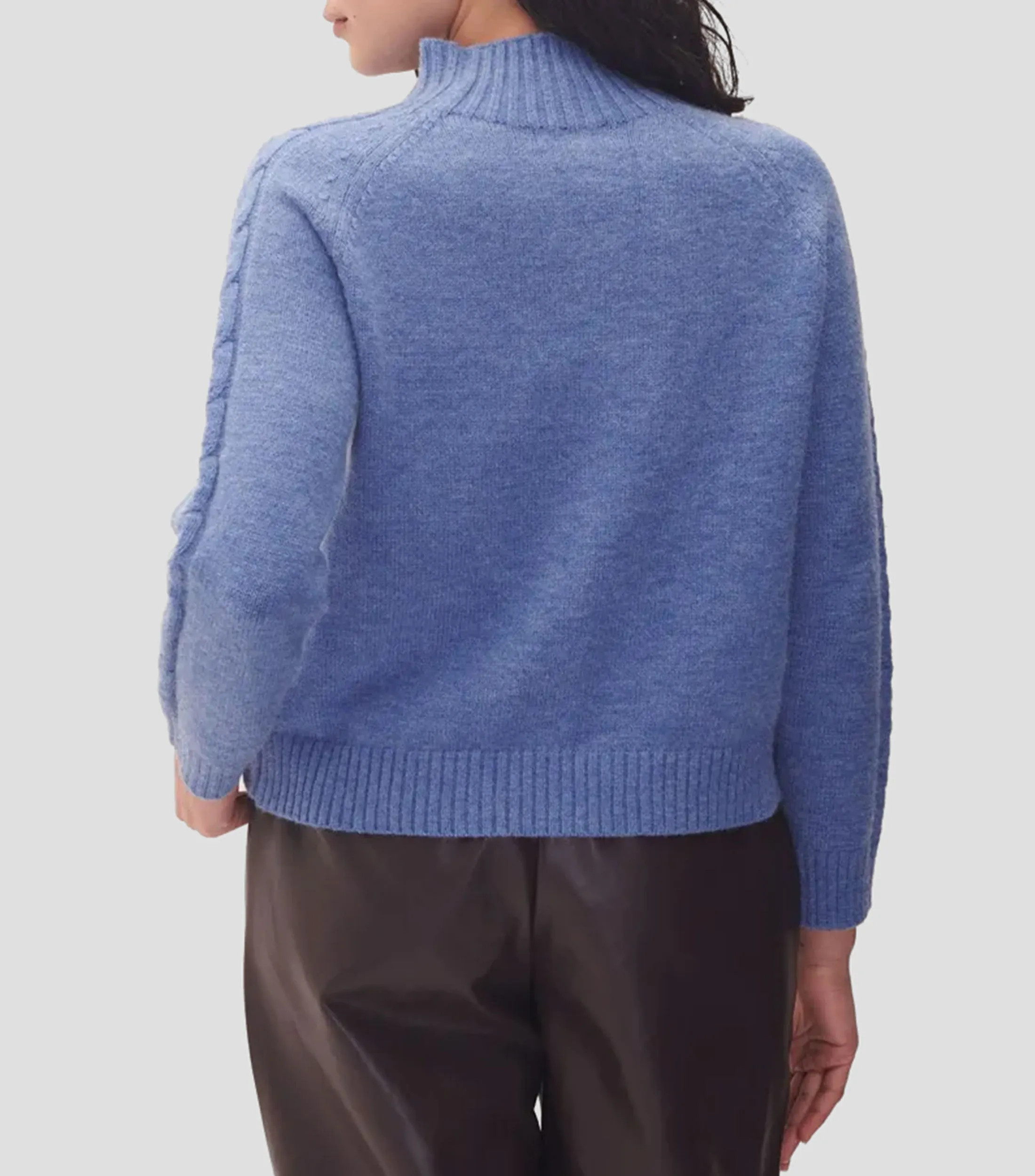 Julio Suéter Tejido Combinado Cuello Perkins Mujer