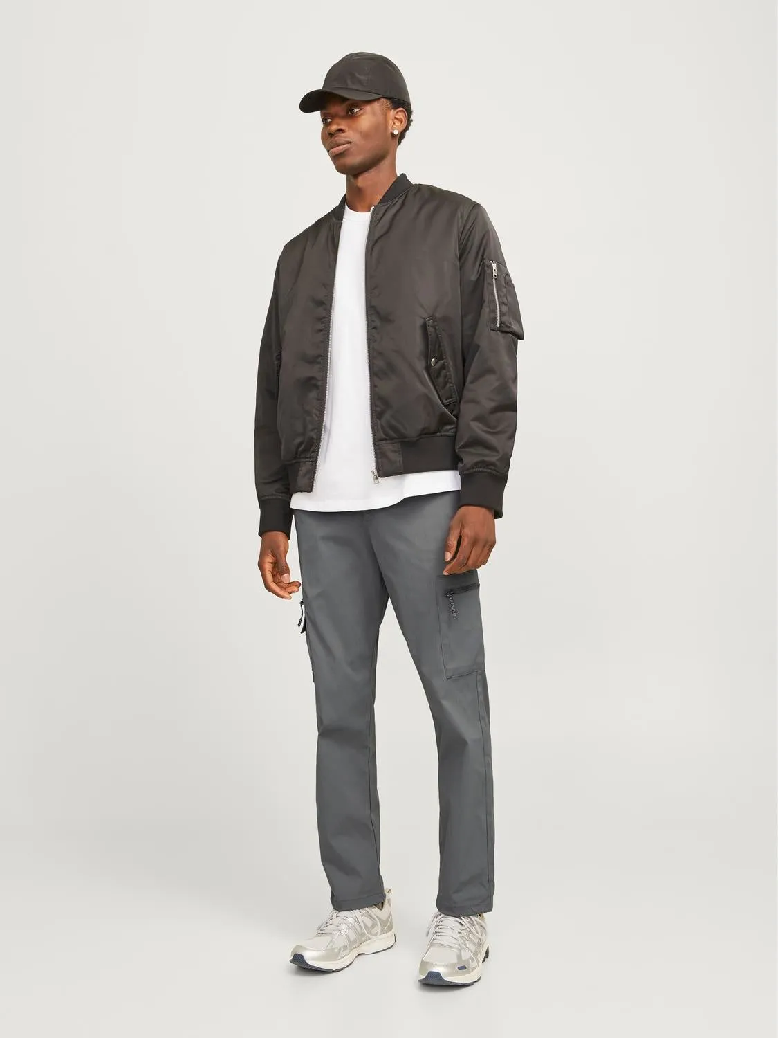 Pantalones cargo Corte relaxed | Gris oscuro | Jack & Jones®