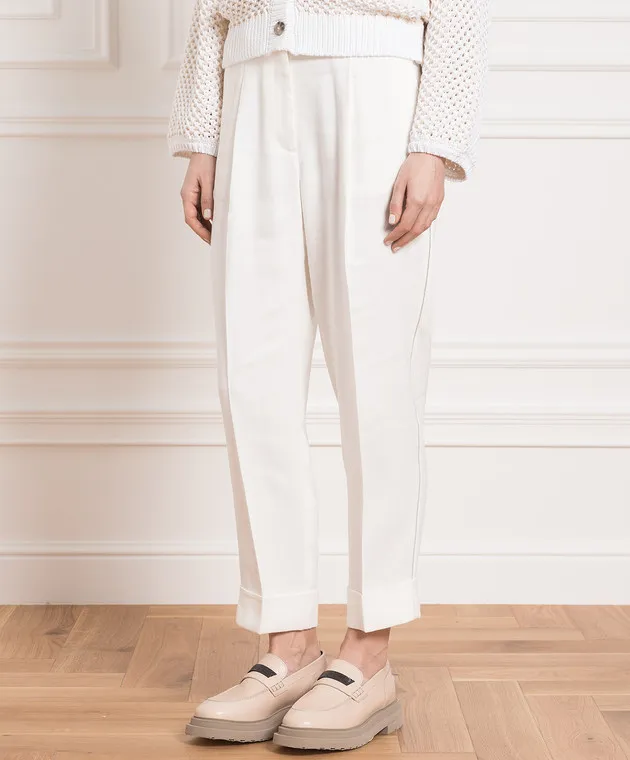 Peserico White pants with monil chain