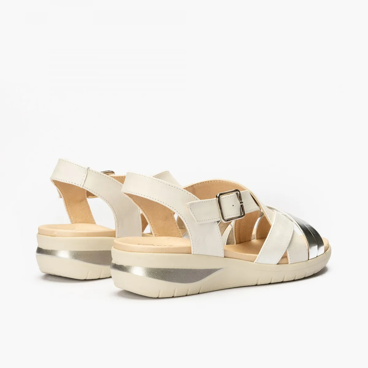 Pitillos sandalia verano mujer piel cuero y plata P2621