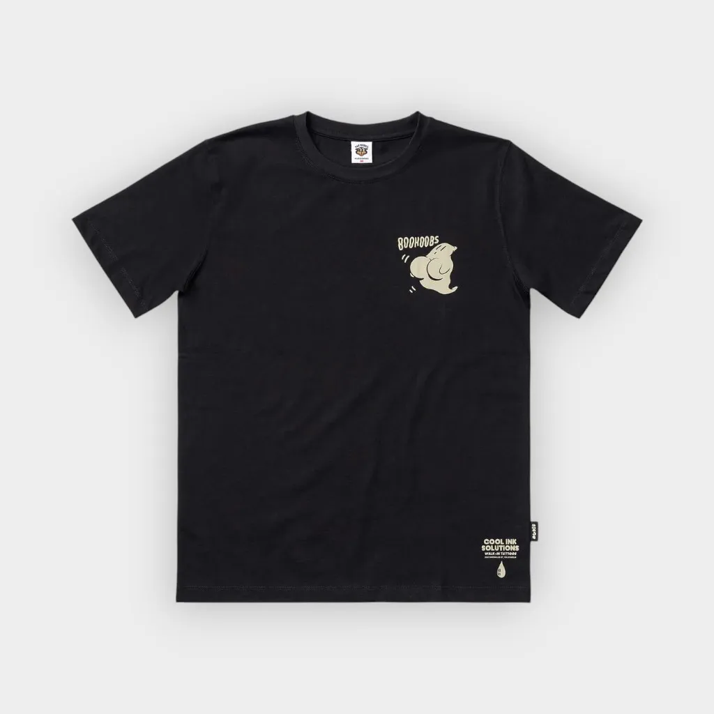 The Dudes – Camiseta Boohoobs negra