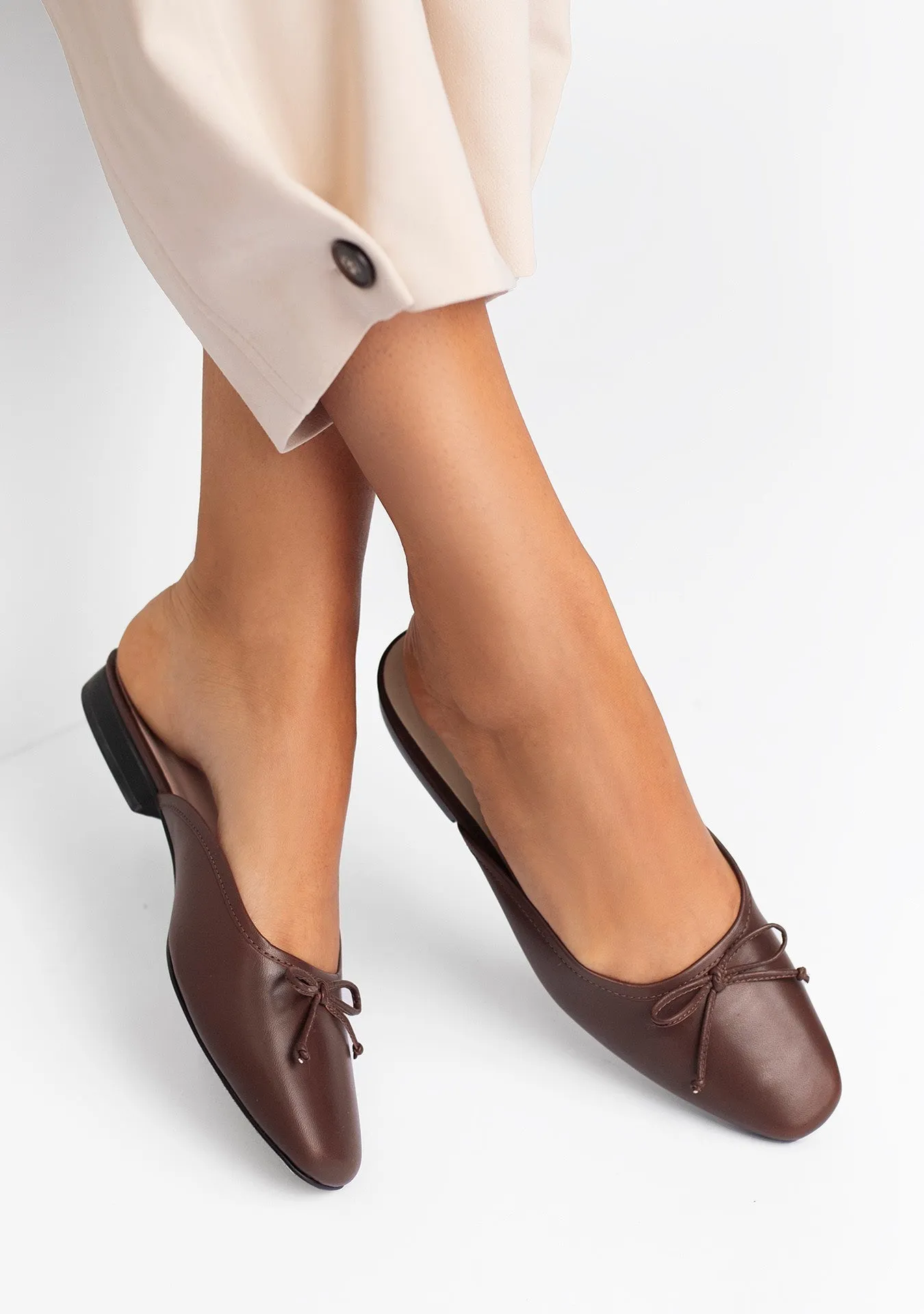 Vinci Shoes Mulas Café Paula