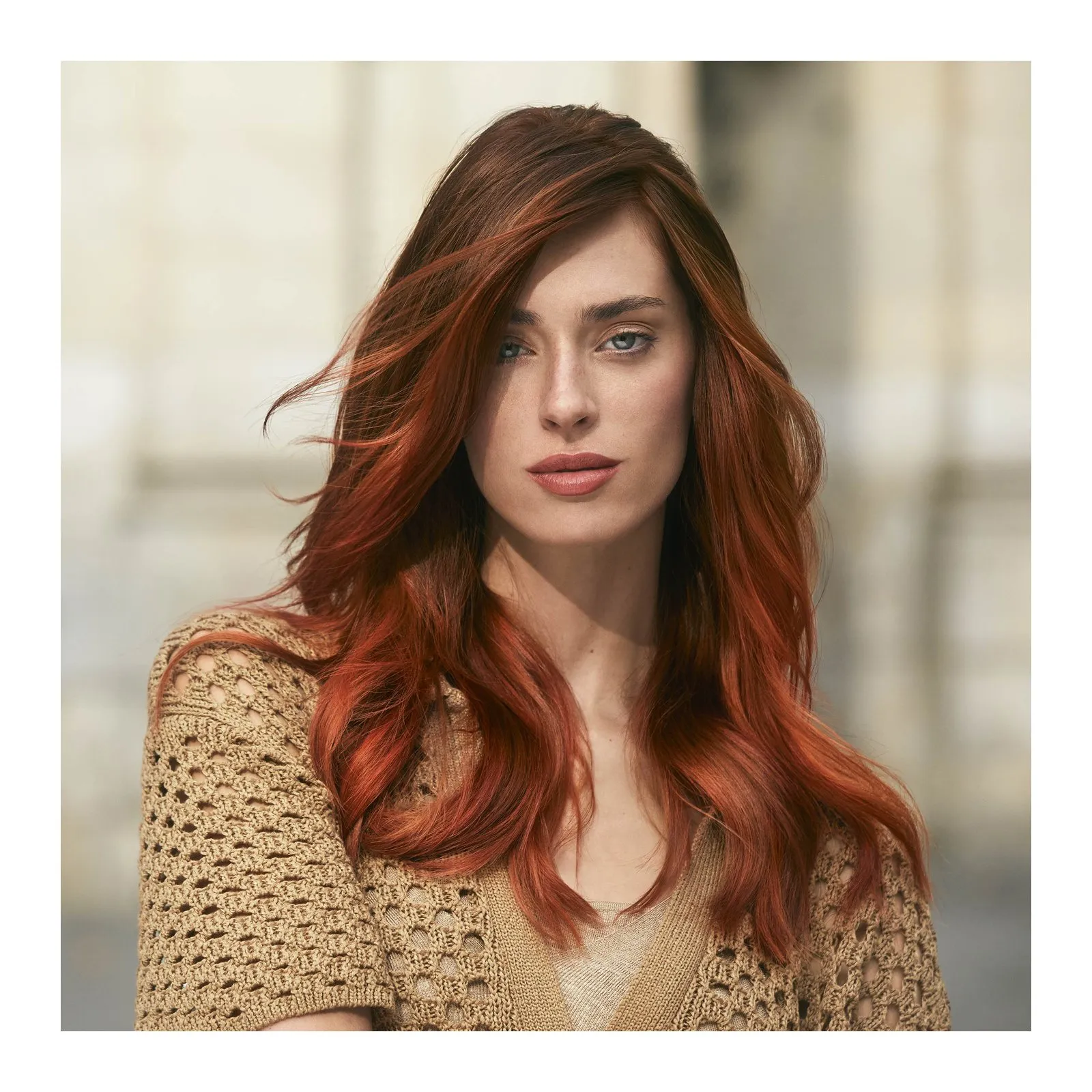 WELLA Color Brilliance Espuma de peinado protectora de color para cabellos teñidos