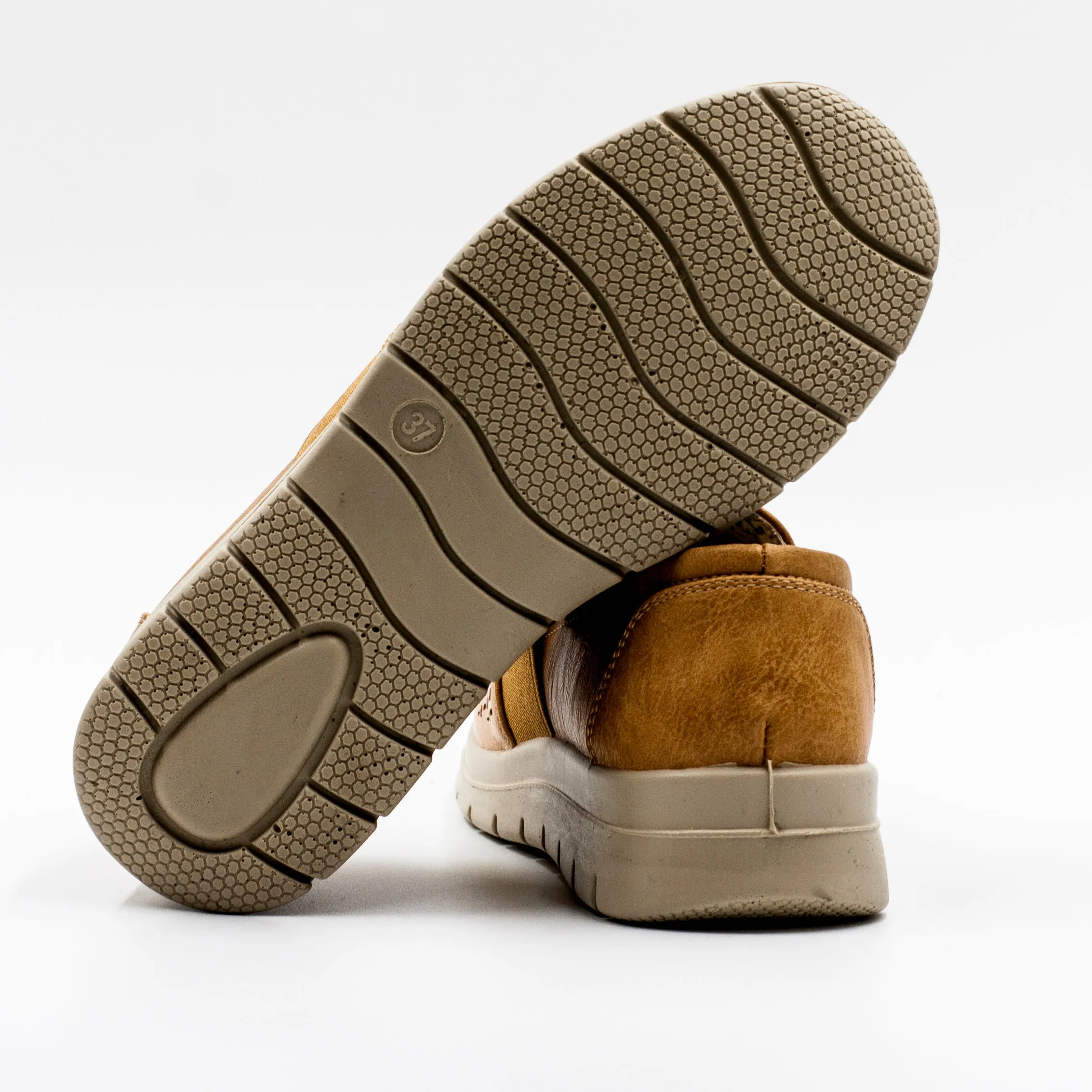 Zapato Passer de Mujer Calado con elastico color Tostado