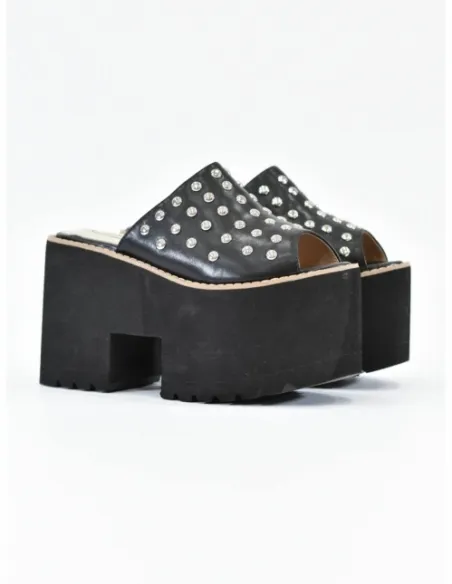 Zueco negro de plataforma polipiel/ Gasset